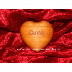 Danke - Handschmeichler mit Gravur (Holzherz klein)