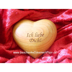 Ich liebe Dich! - Holzherz mit Gravur
