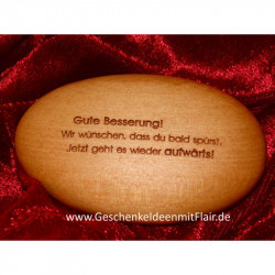 Gute Besserung! - Handschmeichler aus Obst-Holz, Steinform